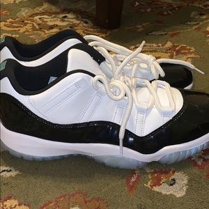 Air Jordan 11 SIZE 10.5 MEN’S